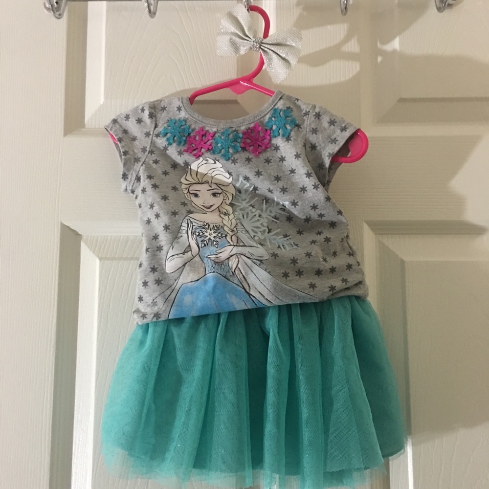 Frozen outfit